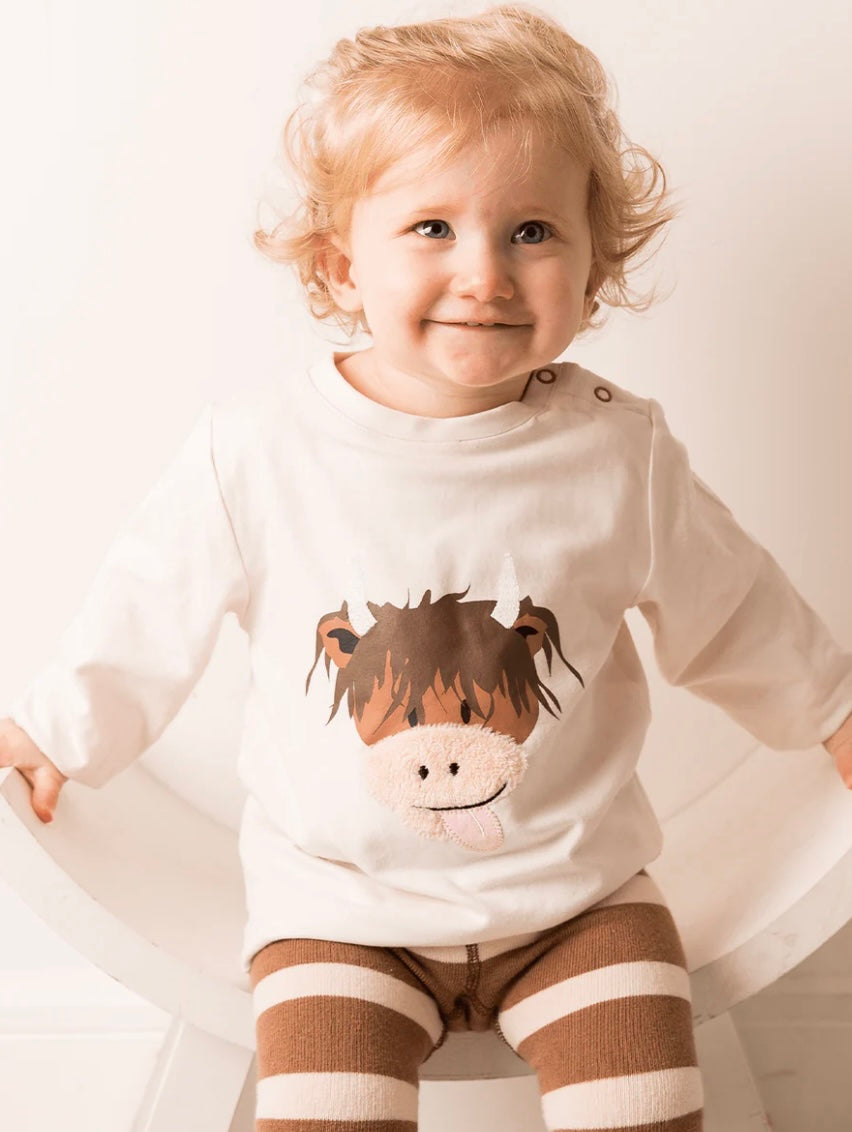 Neutral Highland Cow Top Pebble Children’s Wear